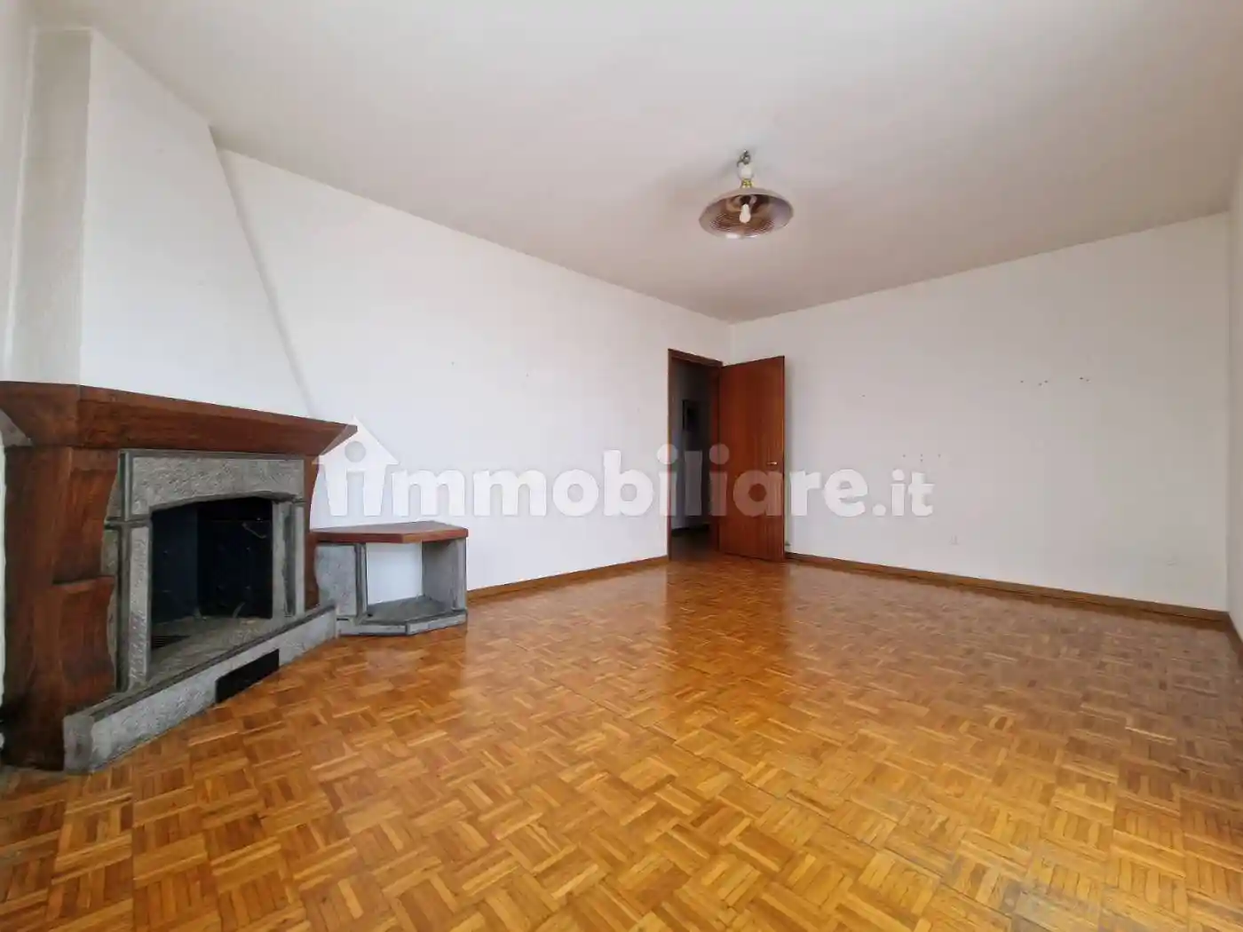 Appartamento in vendita a Castelnovo Ne' Monti