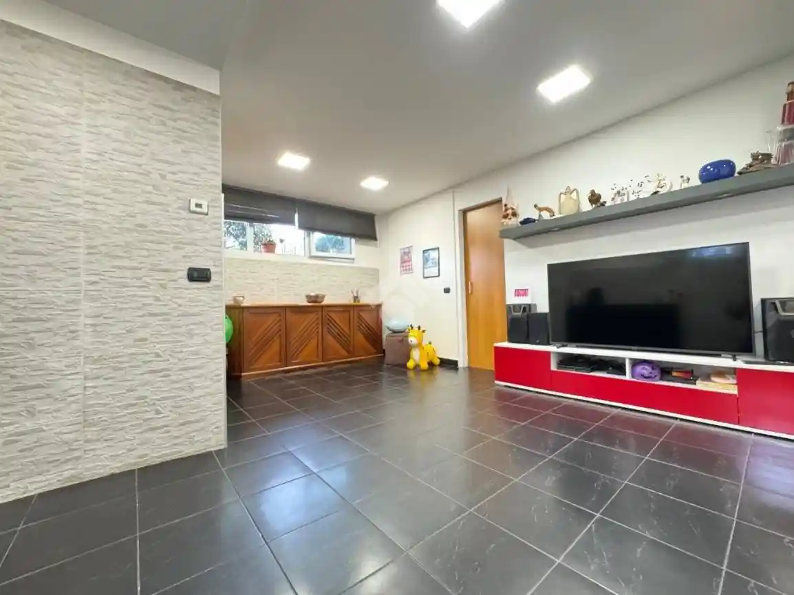 Villa in vendita a Galliate