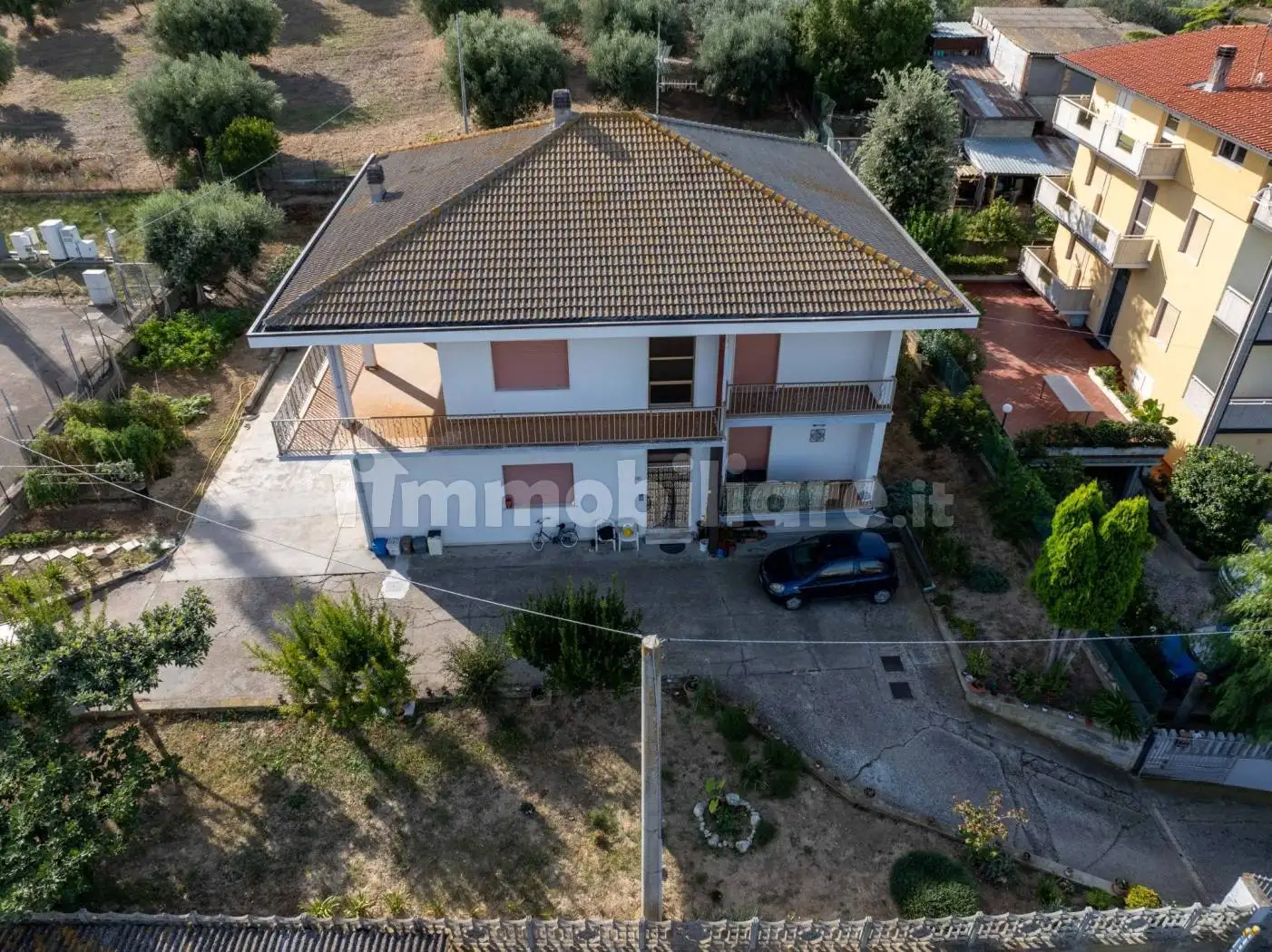 Casa indipendente in vendita a Roseto degli Abruzzi