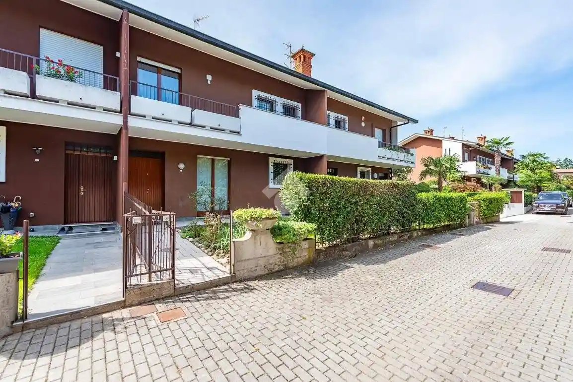 Villetta a schiera in vendita a Arese