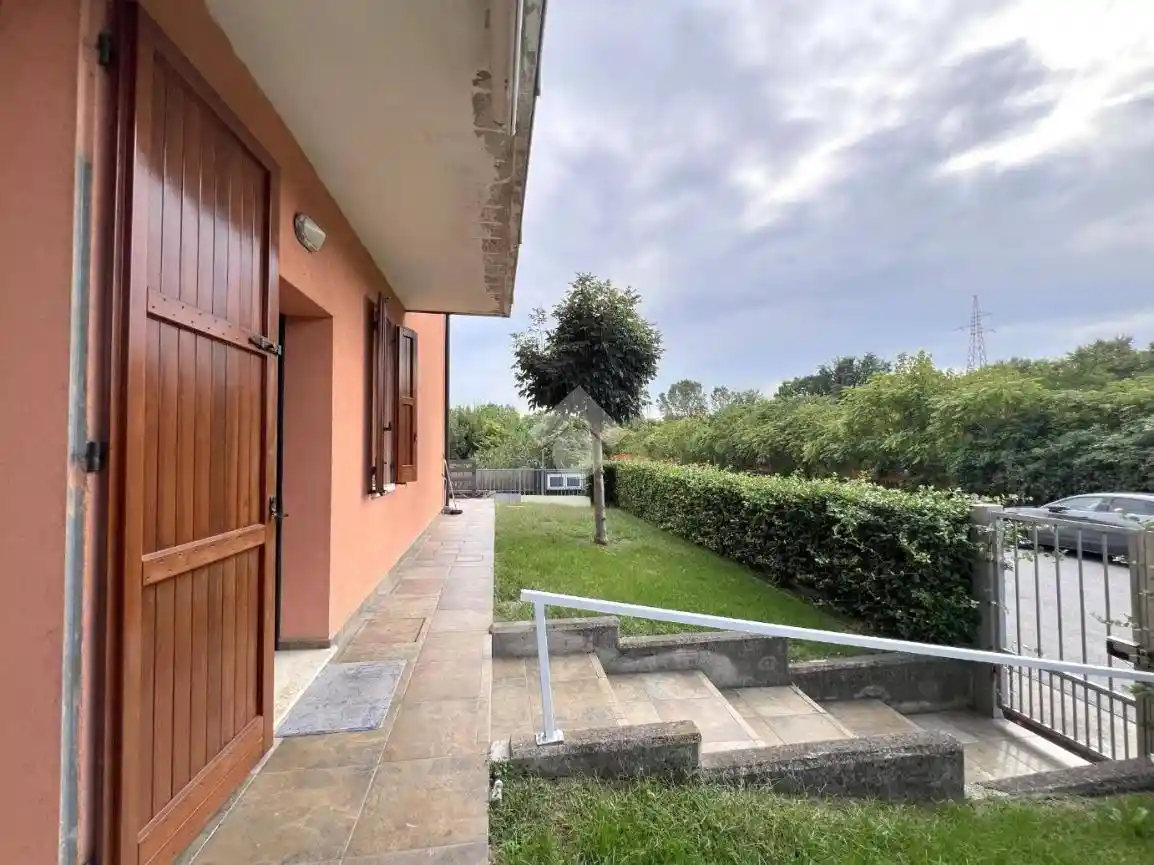 Trilocale via Grazia Deledda 39, Asola - foto 3