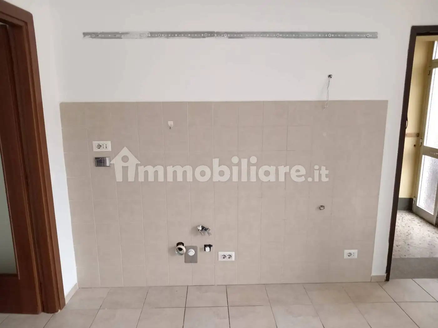 Bilocale ottimo stato, primo piano, Centro, Chivasso - foto 2