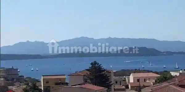 Appartamento in vendita a La Maddalena