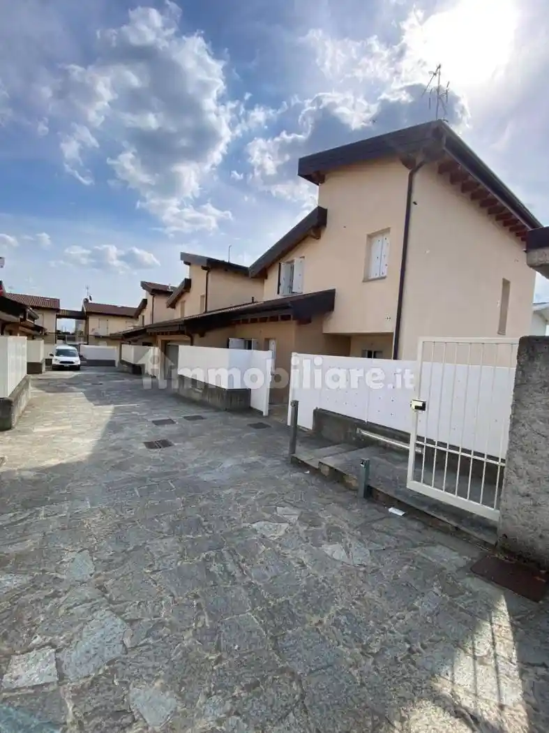 Villa plurifamiliare via Cherio 10, Centro, Zandobbio - foto 3