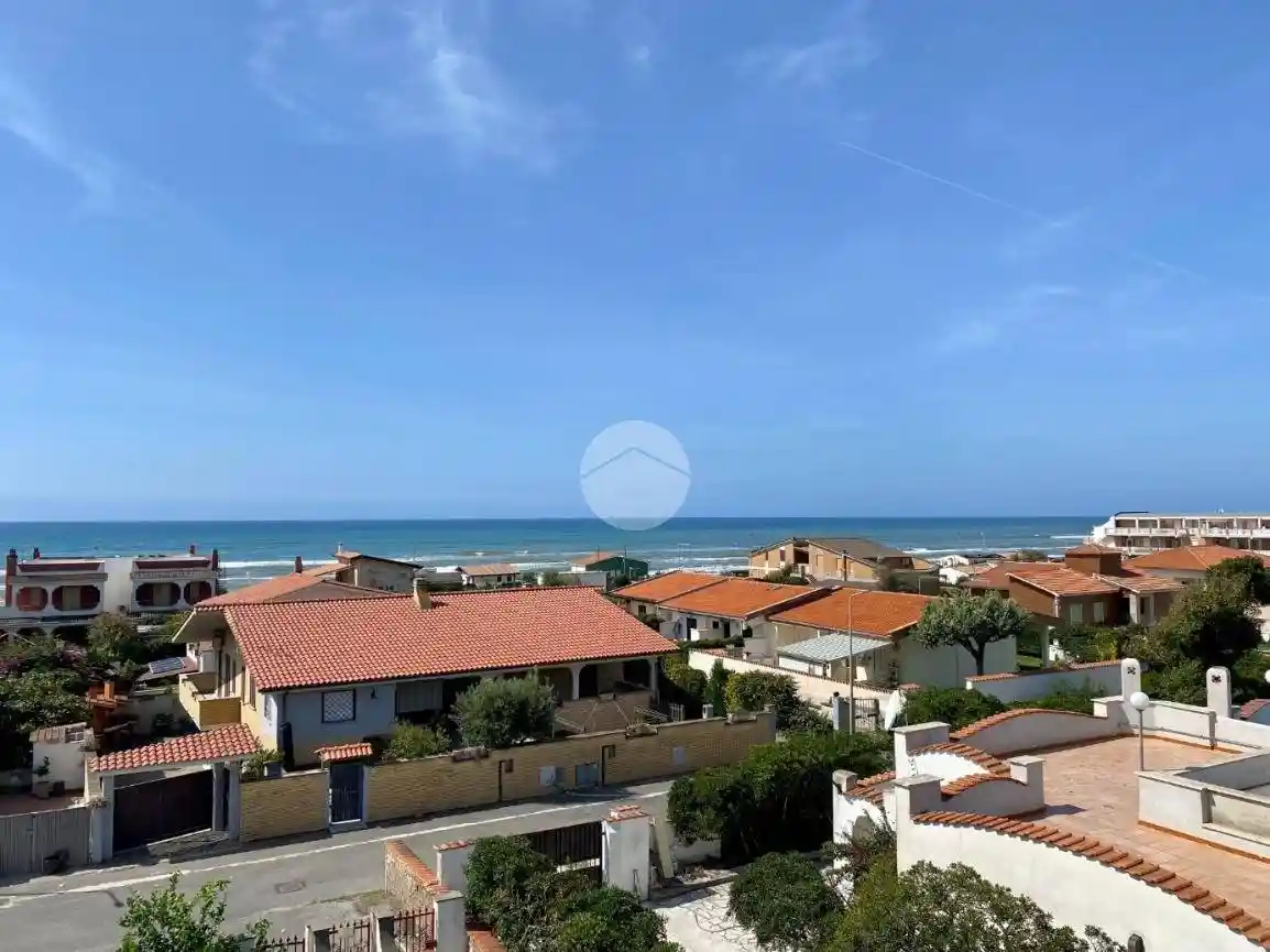 Villetta a schiera in vendita a Ardea