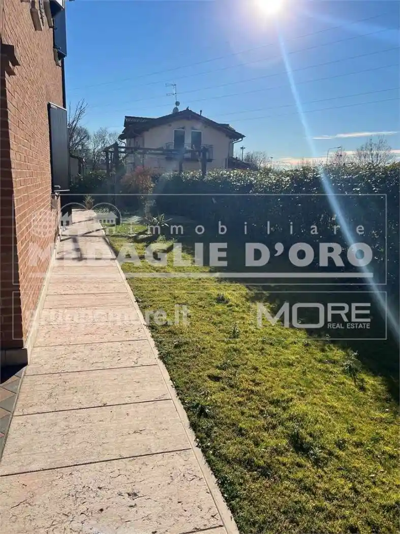 Villa unifamiliare Strada Ponte Alto Nord, Madonnina - Tre Olmi, Modena - foto 3
