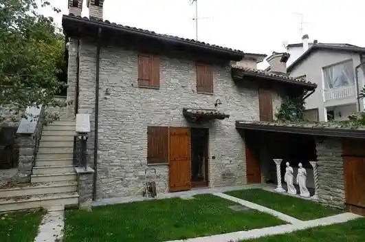 Villa unifamiliare via Aia Grande 19, Nibbiano, Alta Val Tidone - foto 2