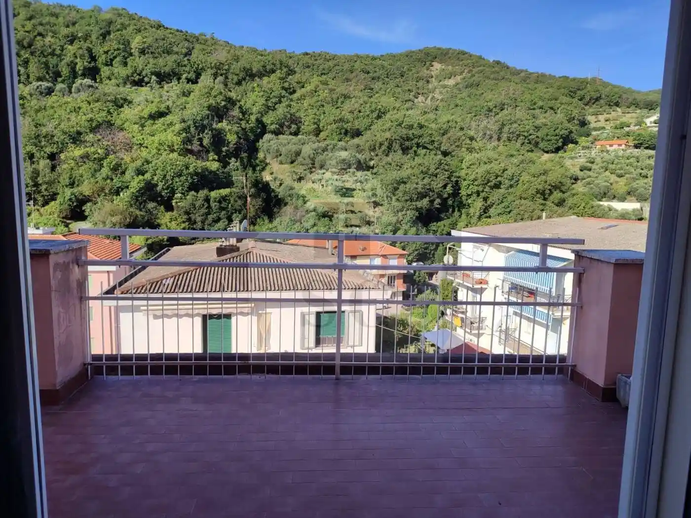 Appartamento in vendita a Celle Ligure