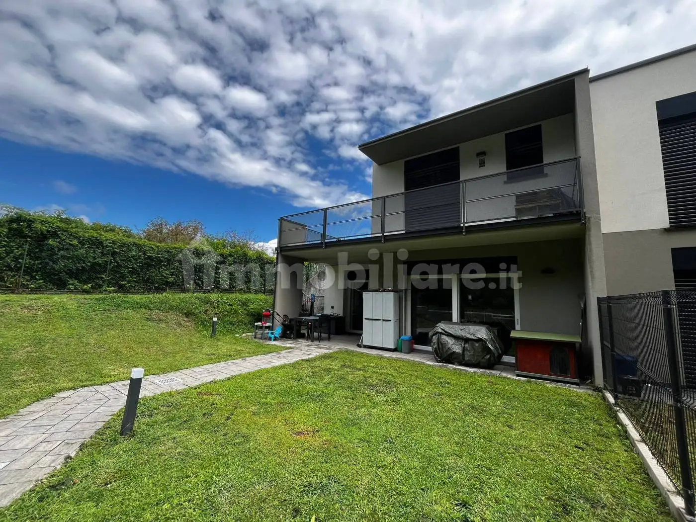 Villetta a schiera in vendita a Faloppio