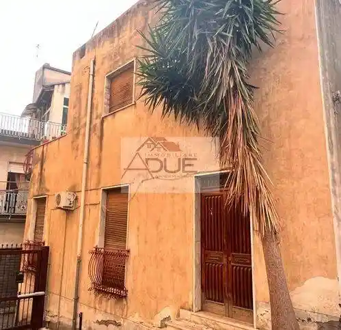 Villa in vendita a Paternò