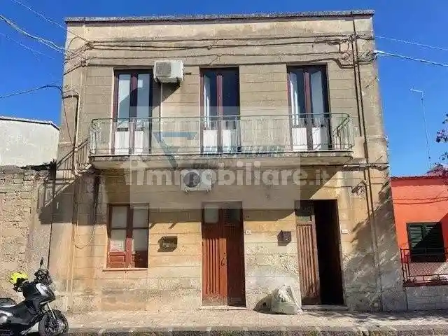 Palazzo - Edificio in vendita a Siracusa