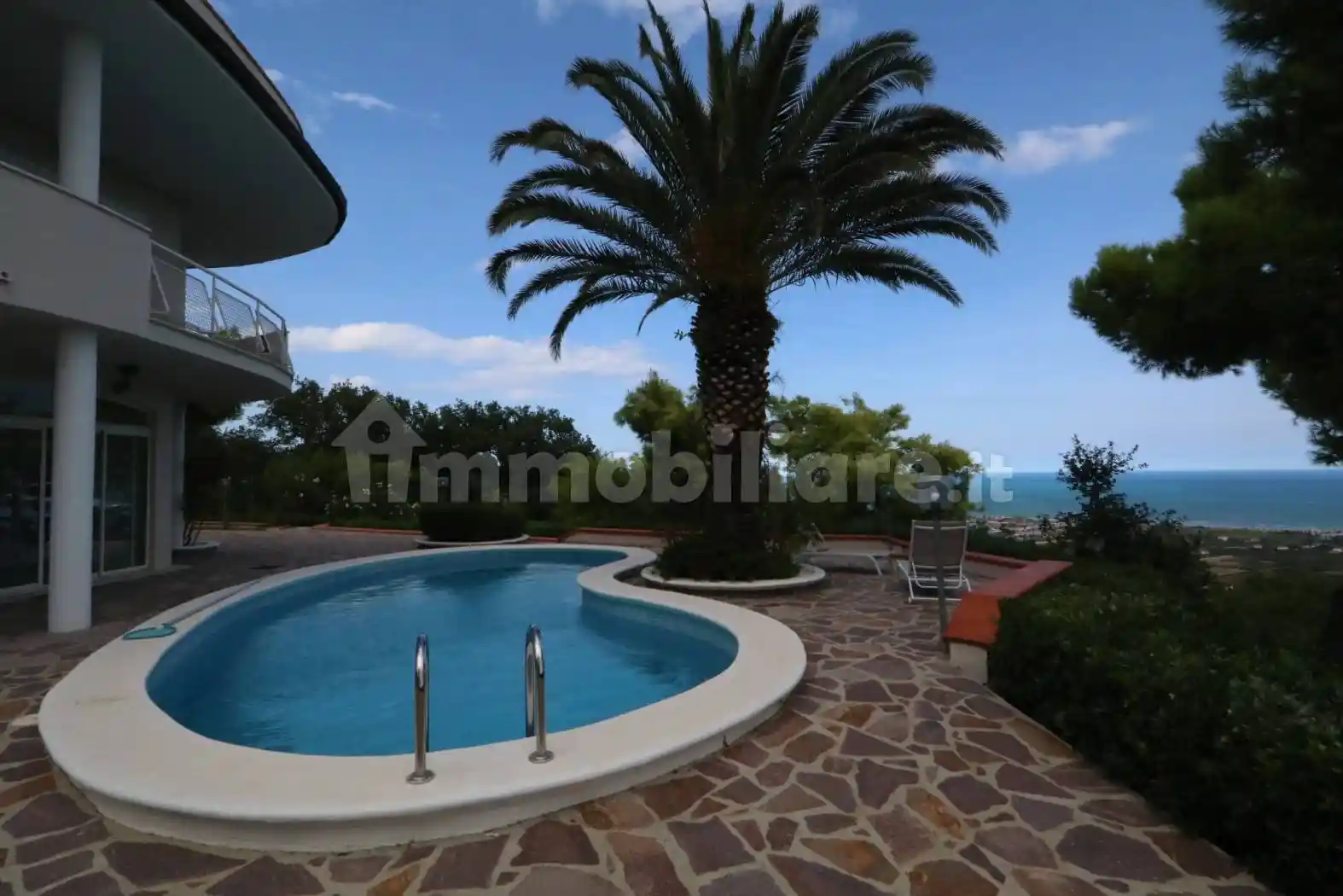 Villa unifamiliare, ottimo stato, 192 m², Colonnella - foto 2