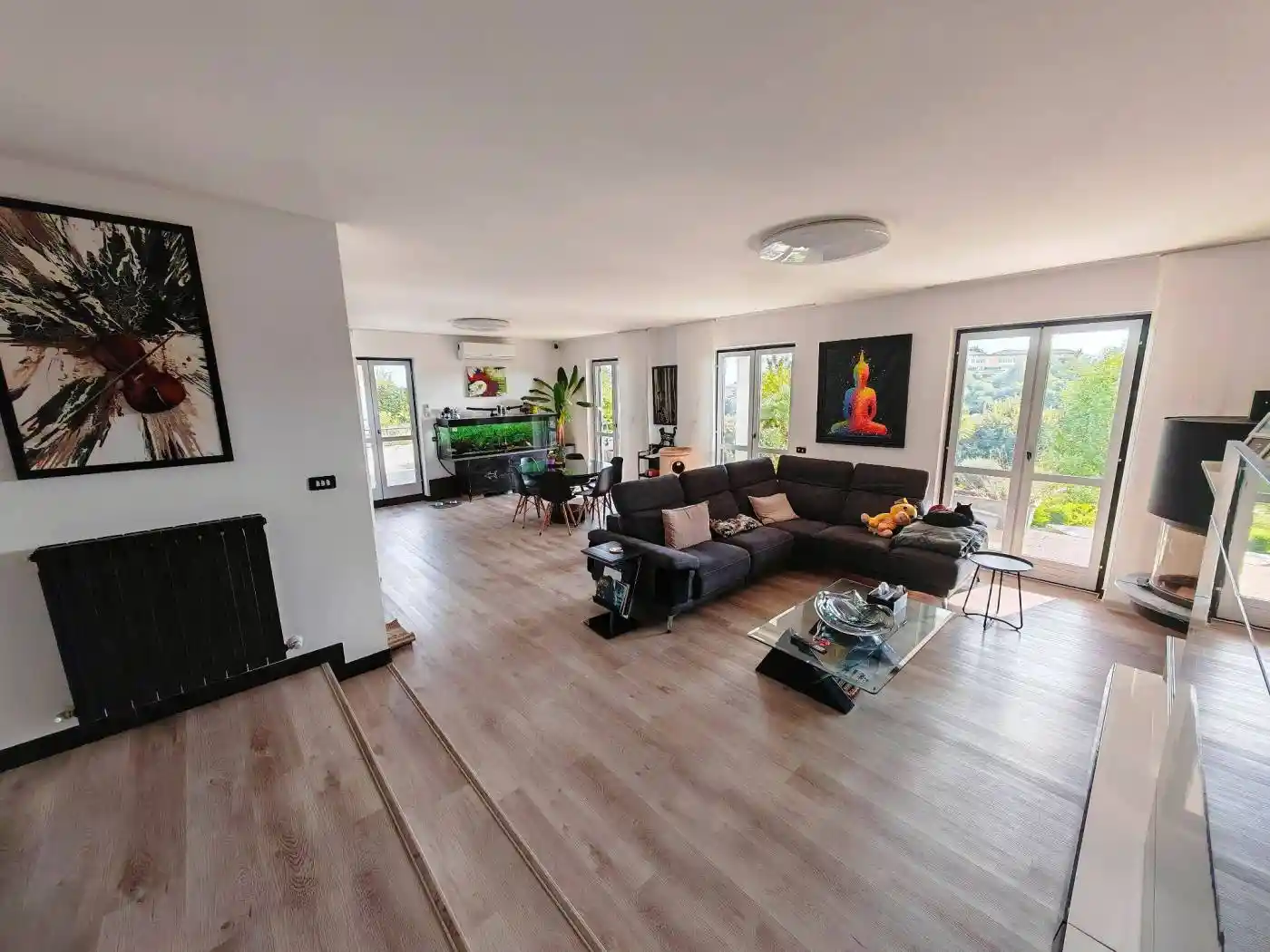 Villa in vendita a Montano Lucino