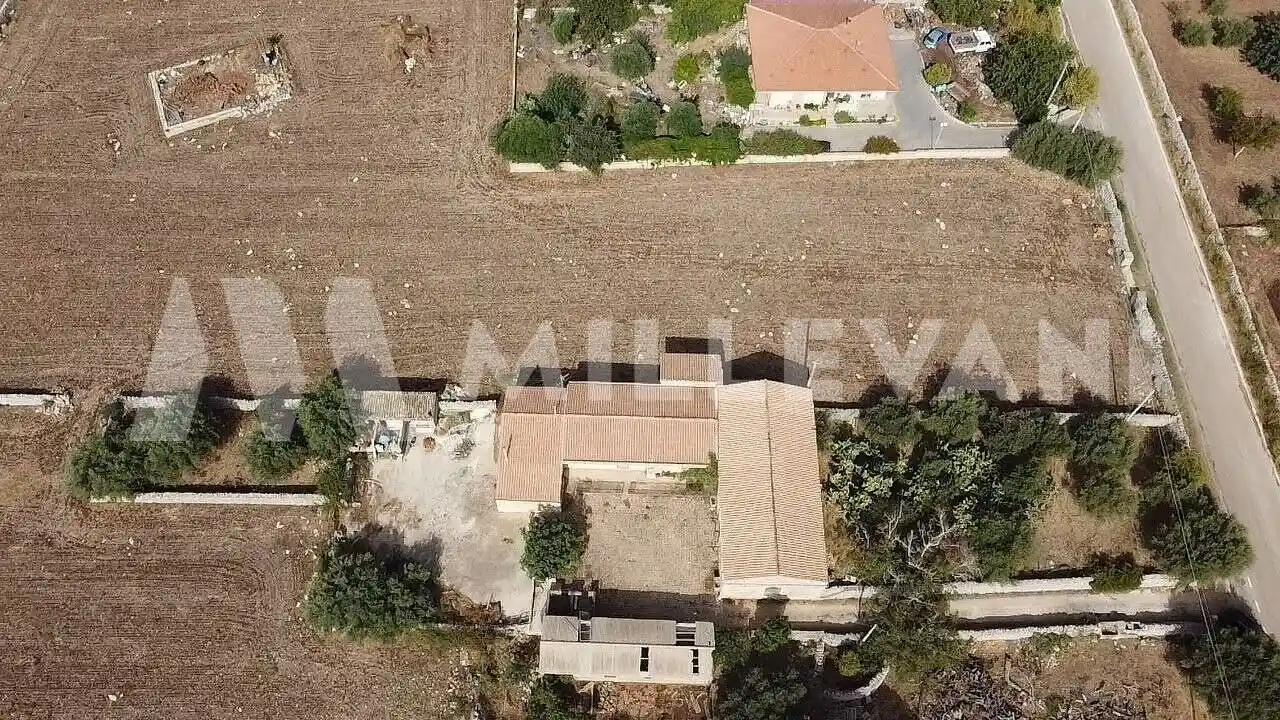 Rustico - Casale in vendita a Rosolini