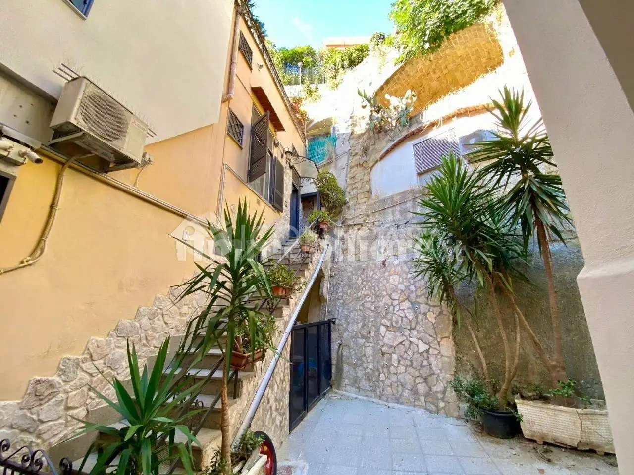 Appartamento in vendita a Pozzuoli