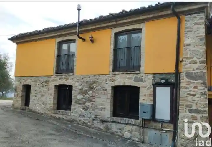 Villa bifamiliare Strada Provinciale di Isola del Gran Sasso d'Italia, Ornano Grande, Colledara - foto 2