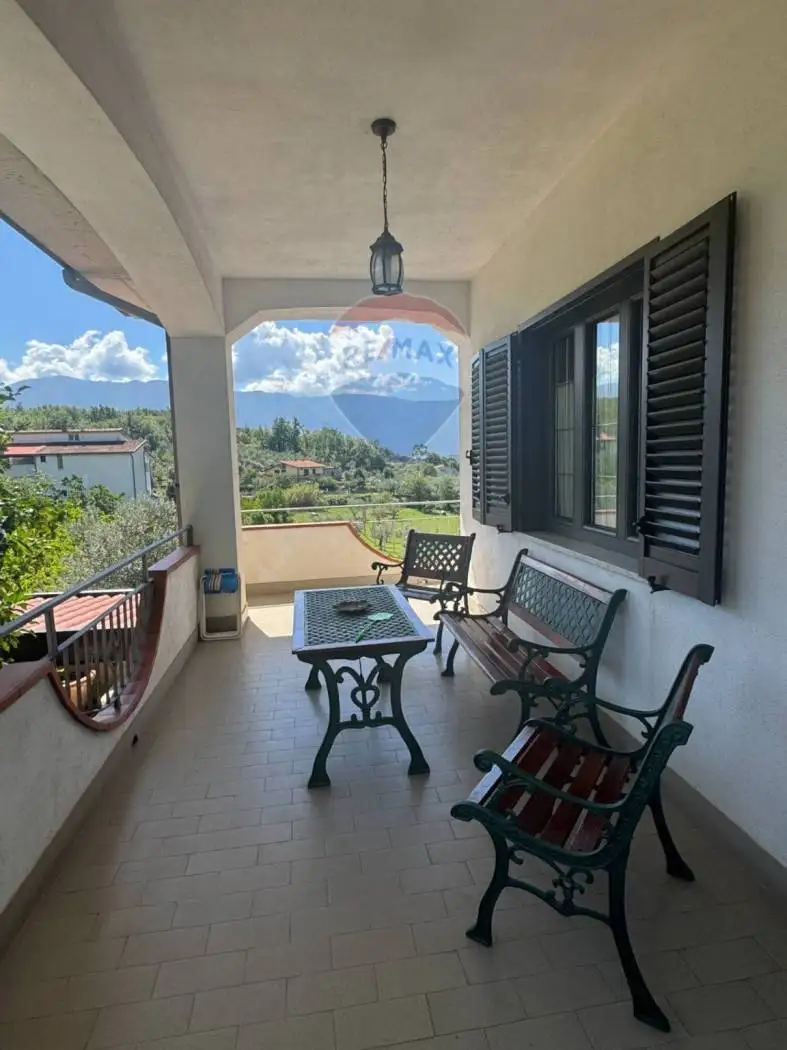 Terratetto unifamiliare 240 m², ottimo stato, Castelvenere - foto 4