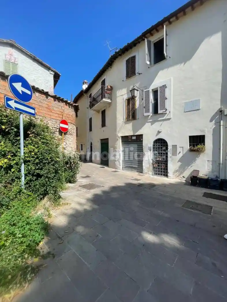 Casa indipendente in vendita a Terni