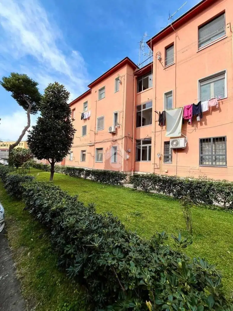 Appartamento in vendita a Napoli