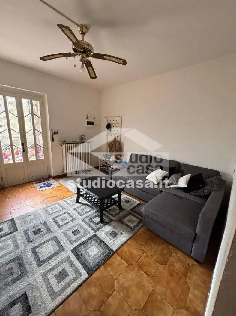 Terratetto unifamiliare 114 m², buono stato, Centro, Castelnuovo Bocca d'Adda - foto 2