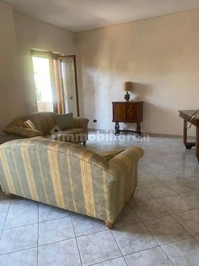 Villa bifamiliare via delle Margherite, Centro, Castrovillari - foto 4