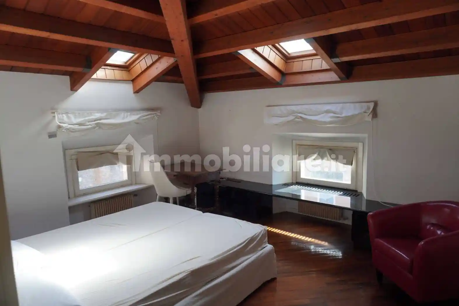 Mansarda piazza dei Cavalli, Centro Storico, Piacenza - foto 4