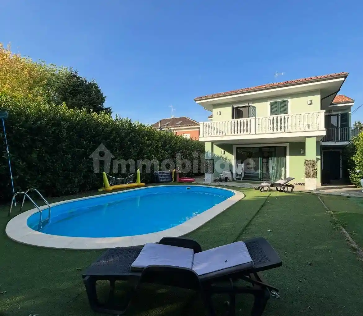 Villa in vendita a Alessandria