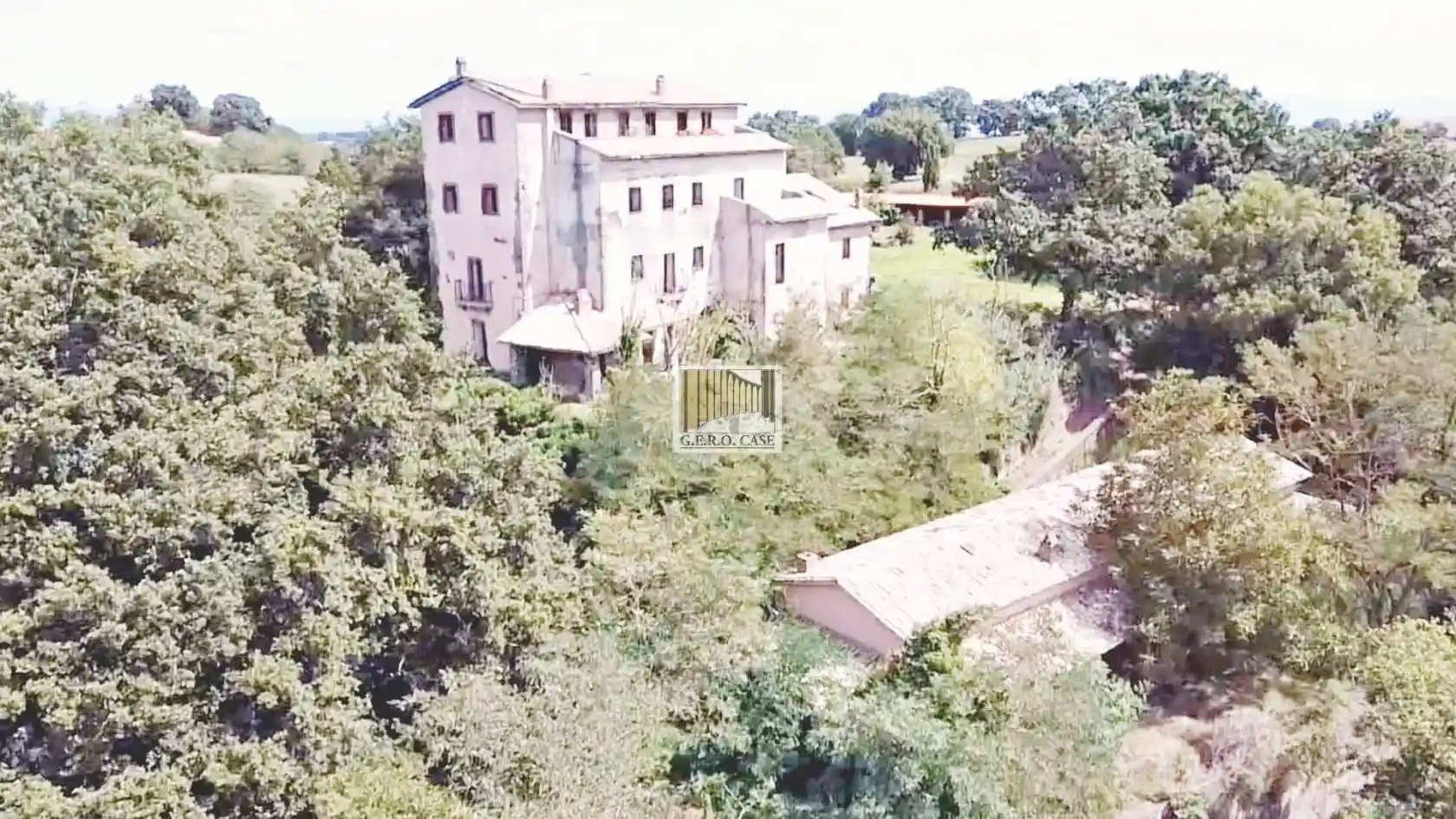 Palazzo - Edificio in vendita a Orvieto