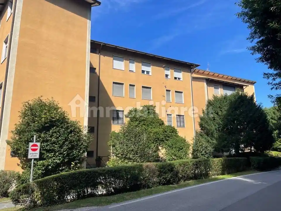 Appartamento in vendita a Laveno-Mombello