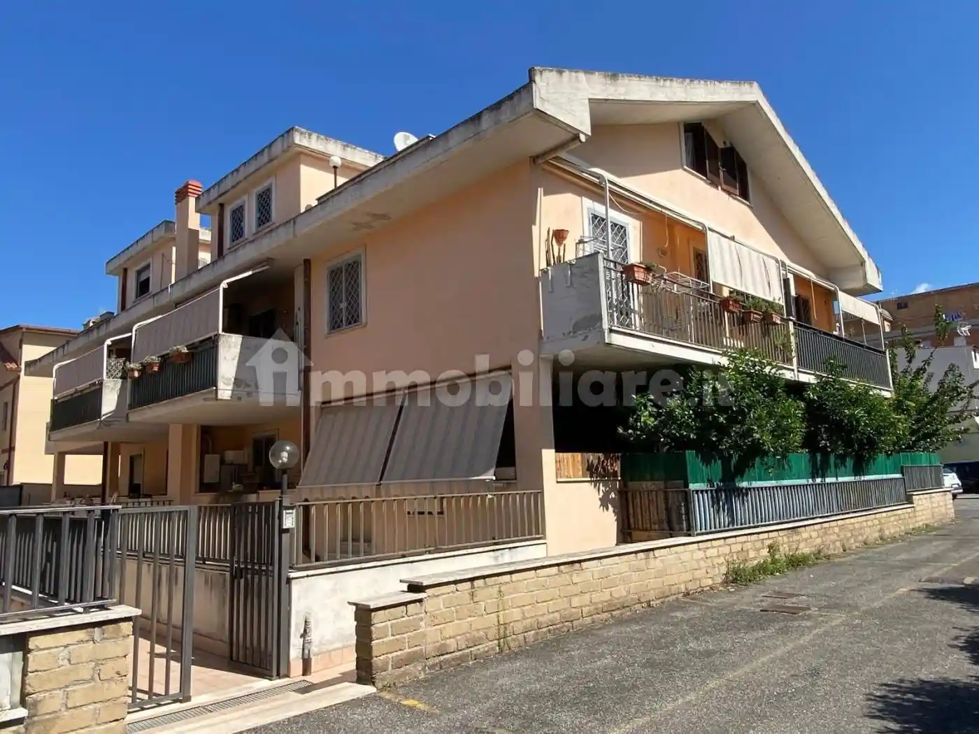 Appartamento in vendita a Guidonia Montecelio