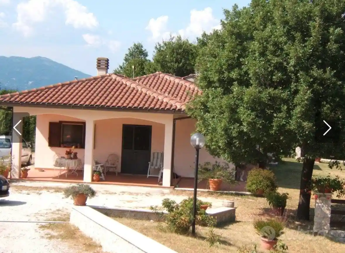 Villa in vendita a Rieti