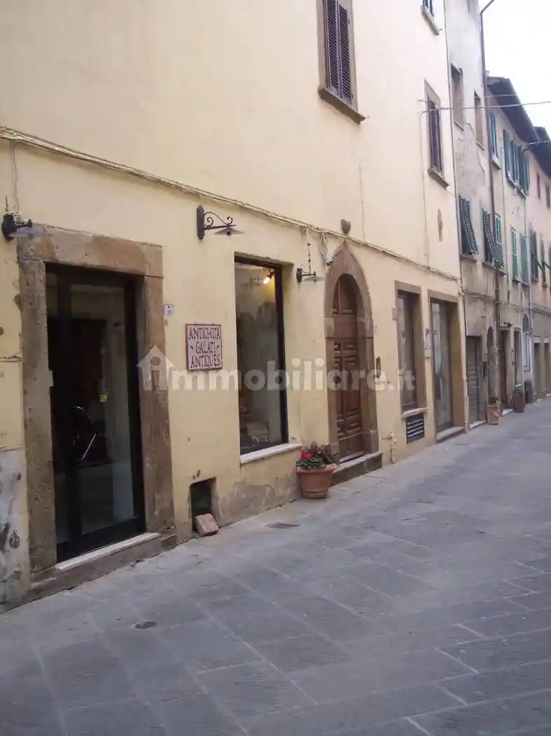 Appartamento in vendita a Montaione