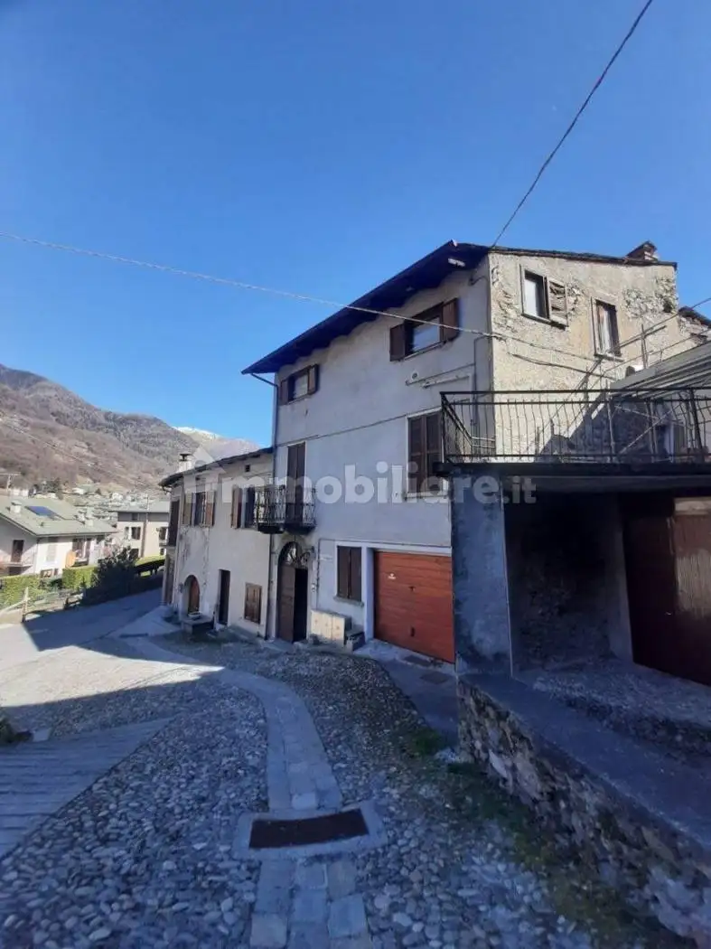 Appartamento in vendita a Tresivio