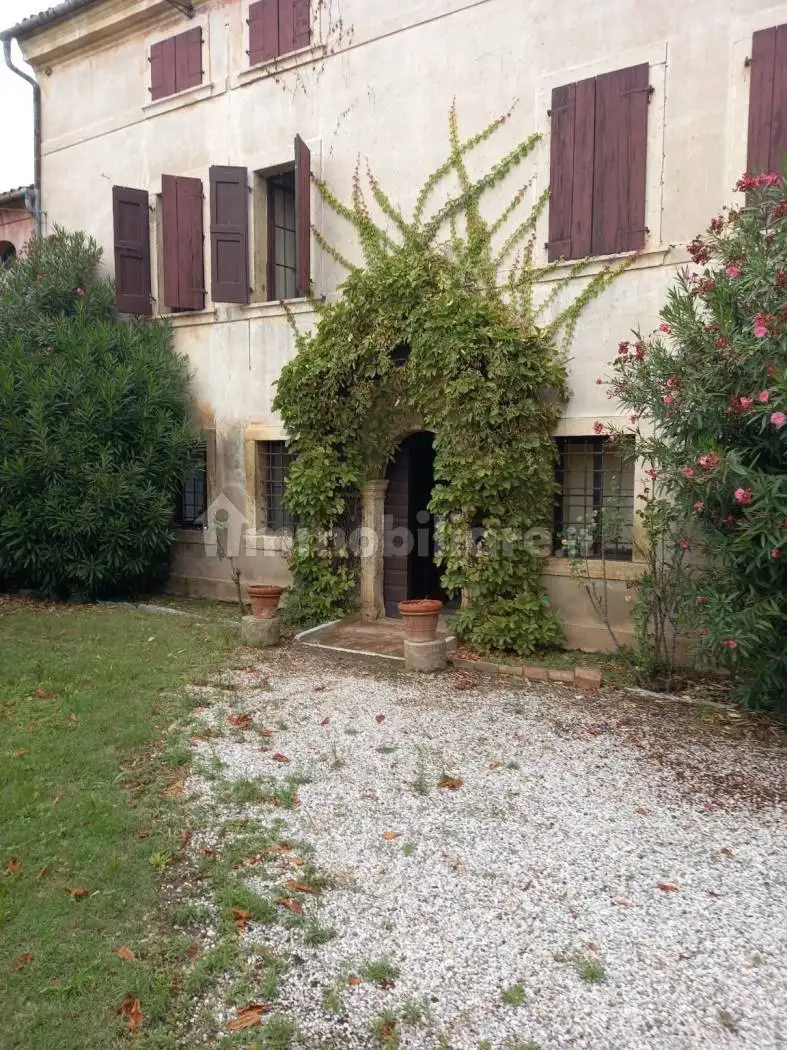 Casa indipendente in vendita a Illasi