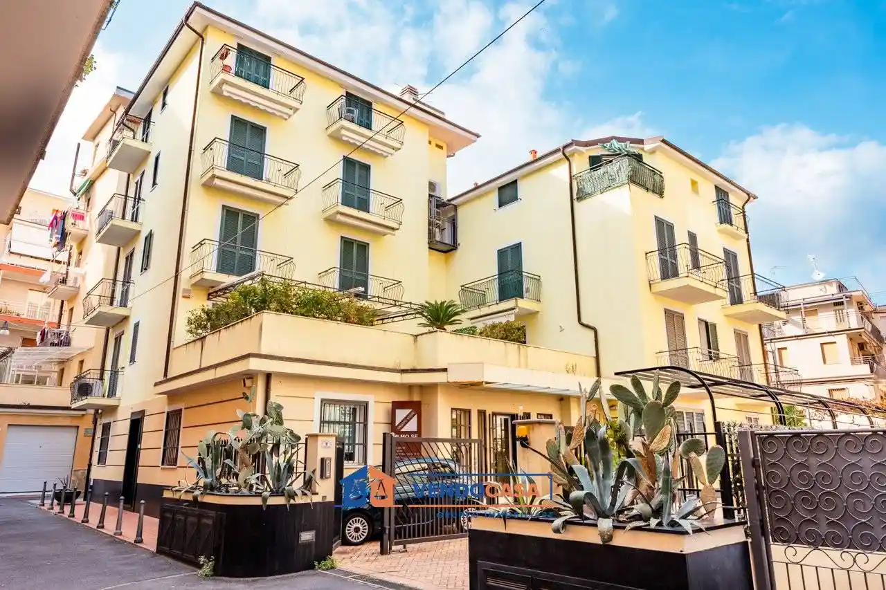 Appartamento in vendita a Alassio