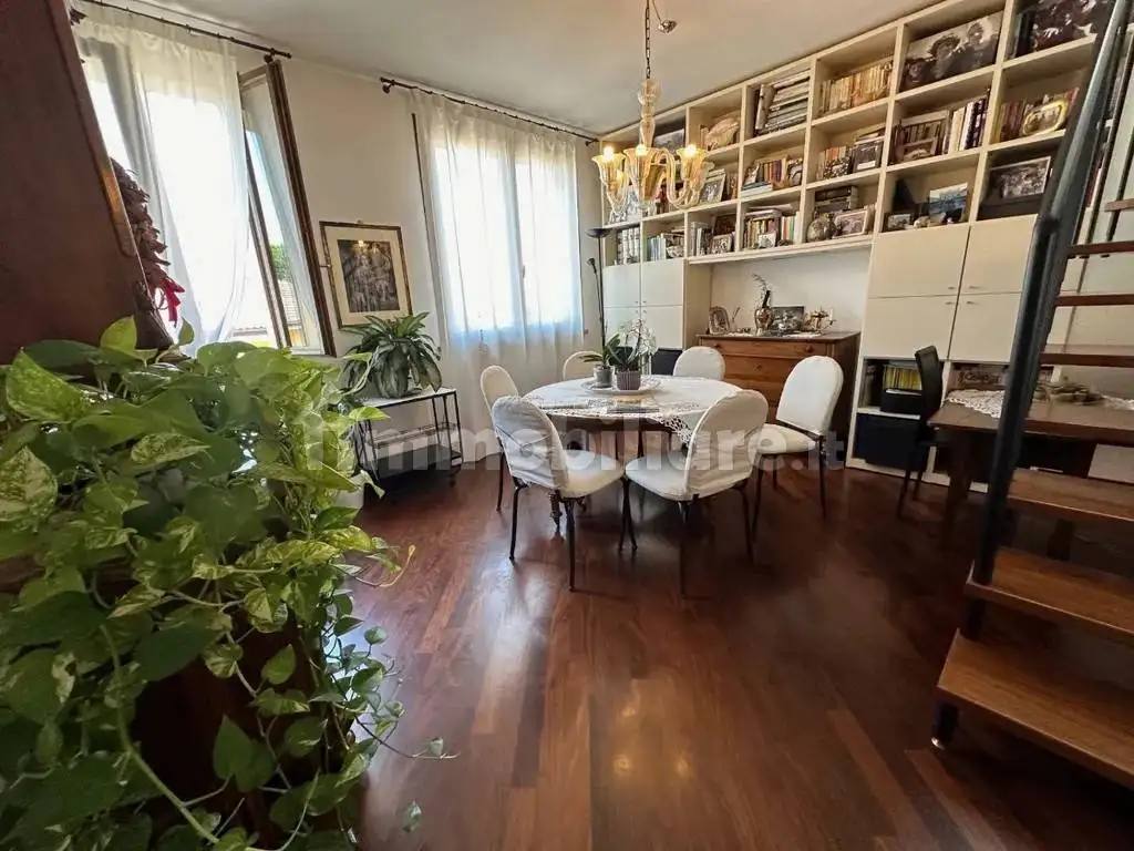 Attico - Mansarda in vendita a Reggio Emilia