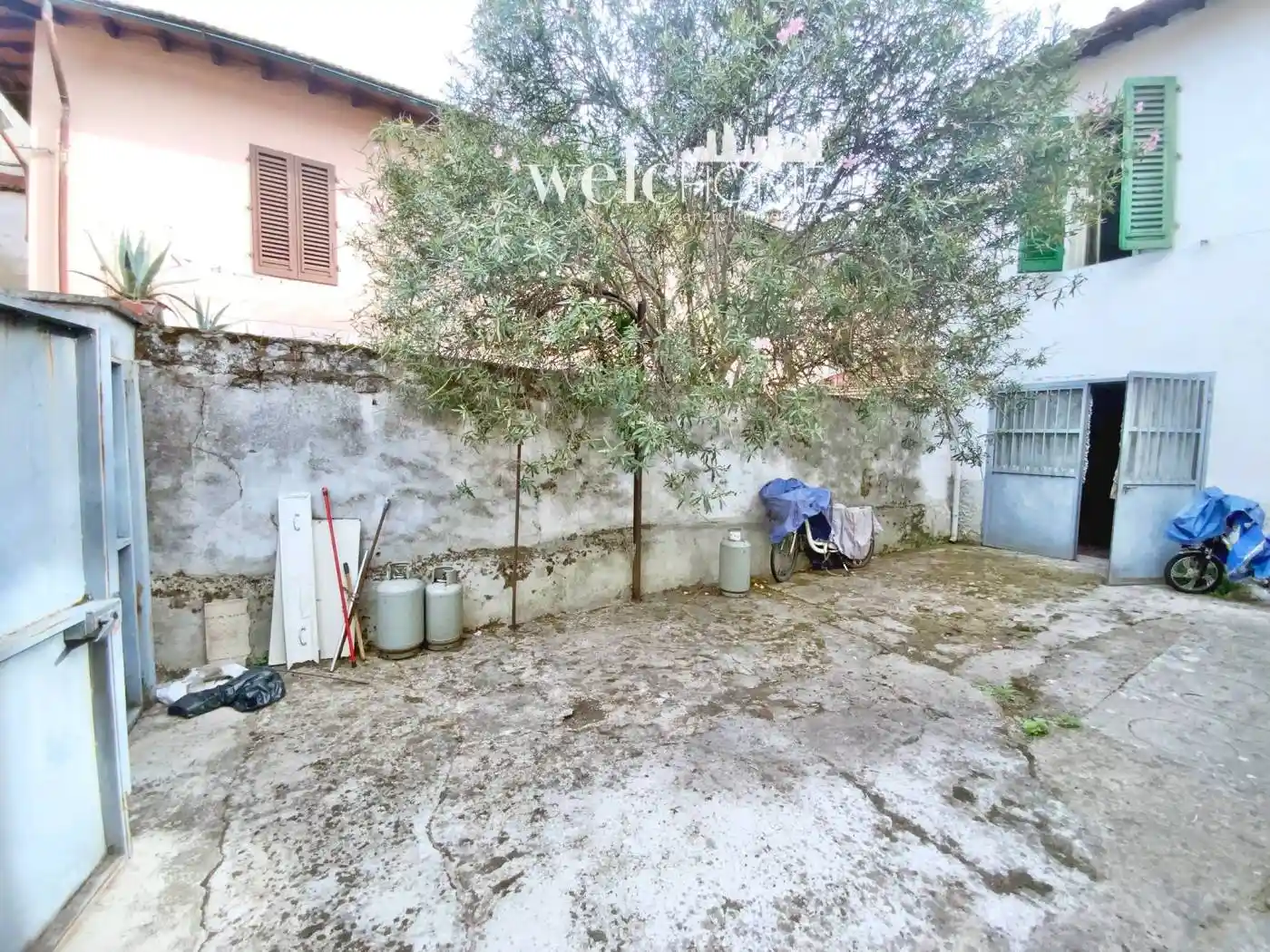 Casa indipendente in vendita a Campi Bisenzio