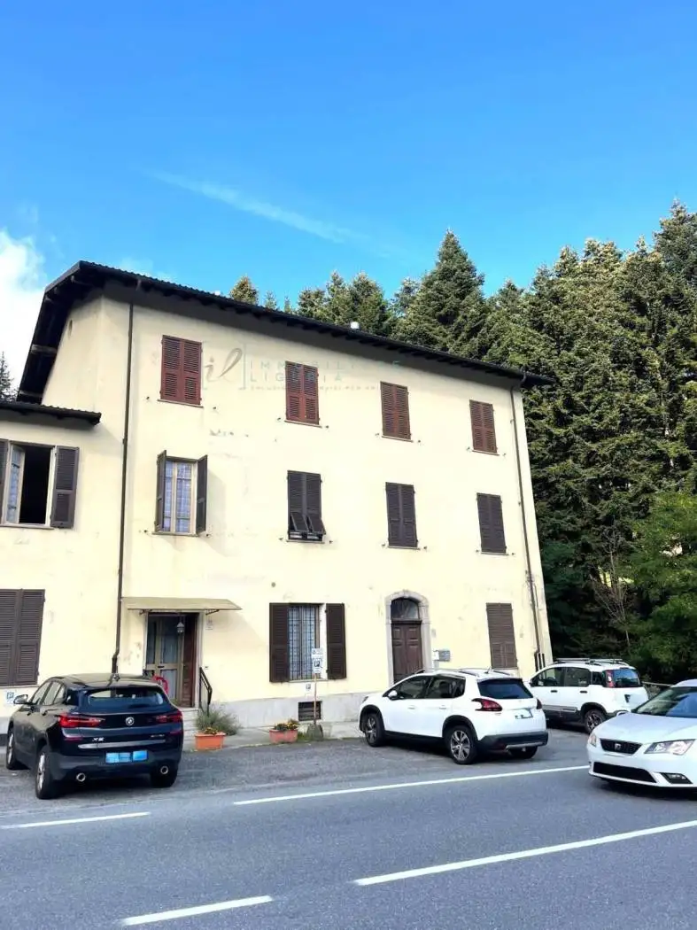 Appartamento in vendita a Pornassio