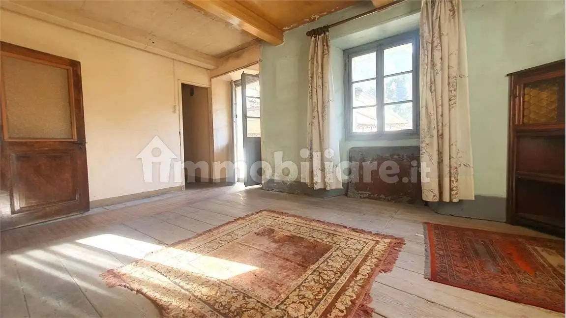 Casa indipendente in vendita a Bannio Anzino