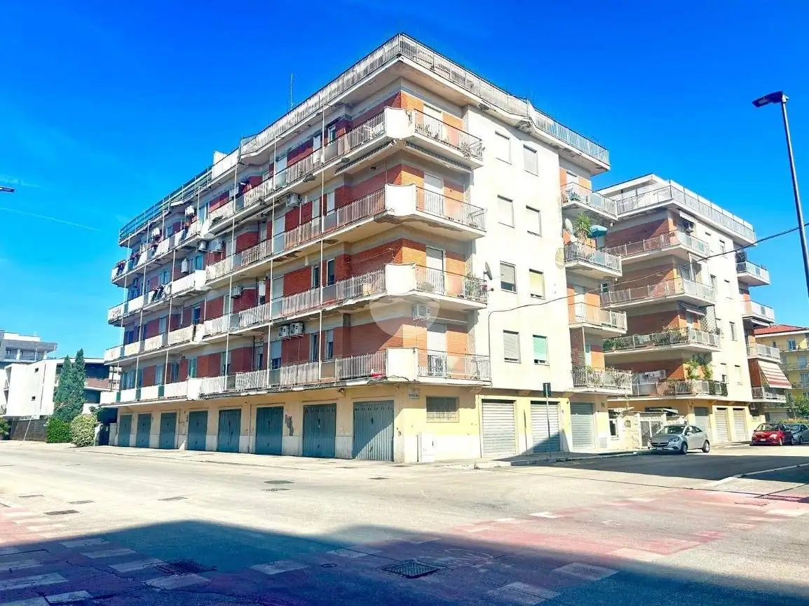Appartamento in vendita a Pescara