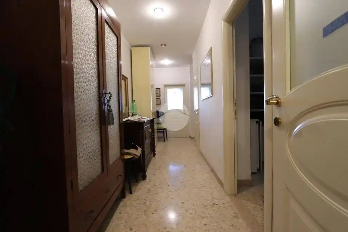 Quadrilocale via Magellano Ferdinando 56, Porto Turistico, Pescara - foto 2