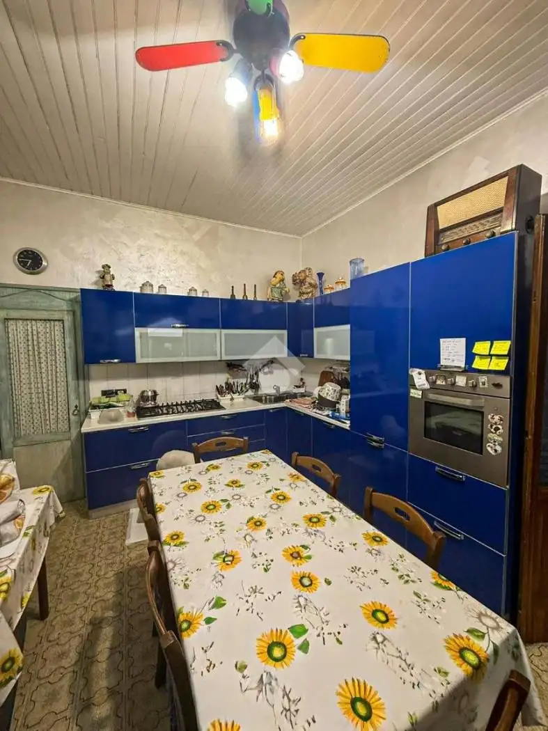 Rustico - Casale in vendita a Medole