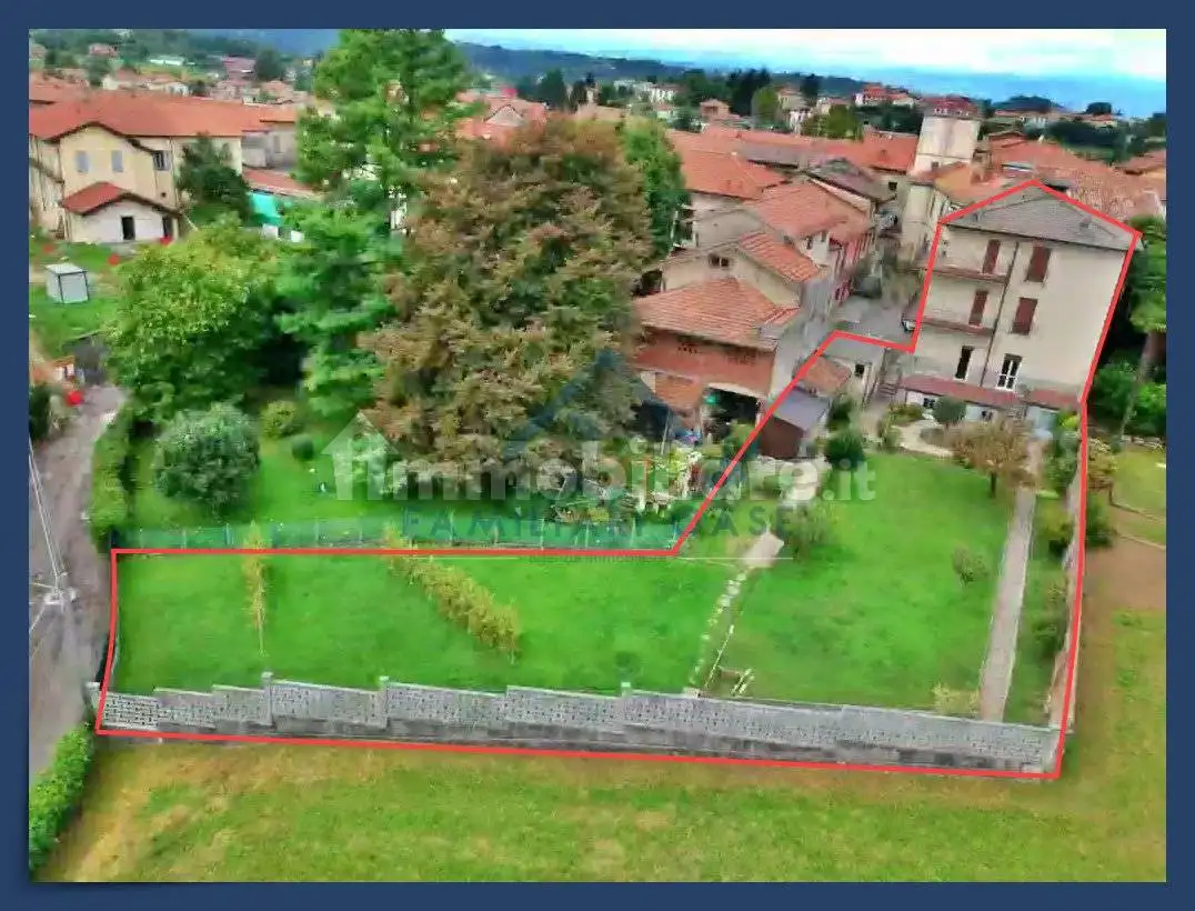 Casa indipendente in vendita a Morazzone