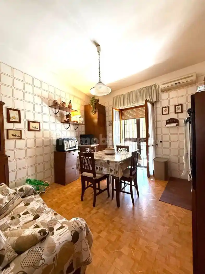 Quadrilocale via Francesco Petrarca 59, Centurano, Caserta - foto 5