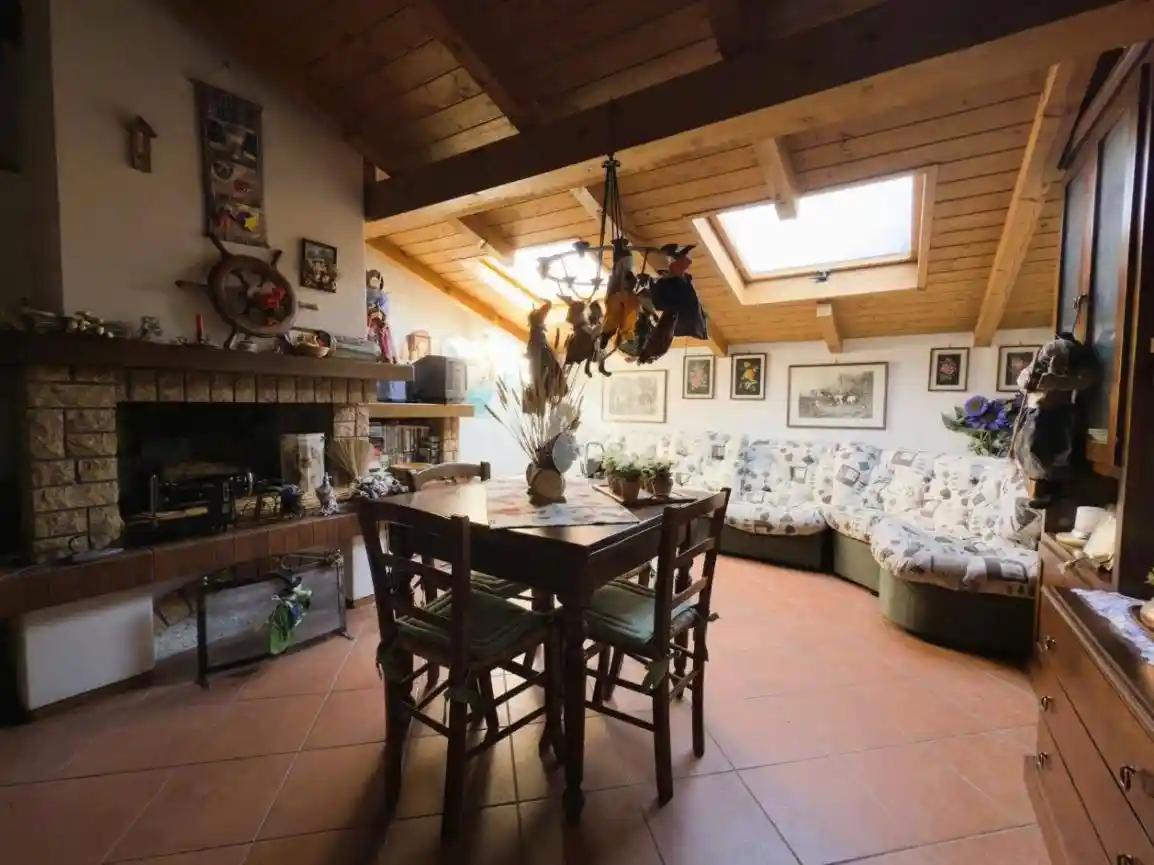 Bilocale via Sondi 19, Castello dell'Acqua - foto 5