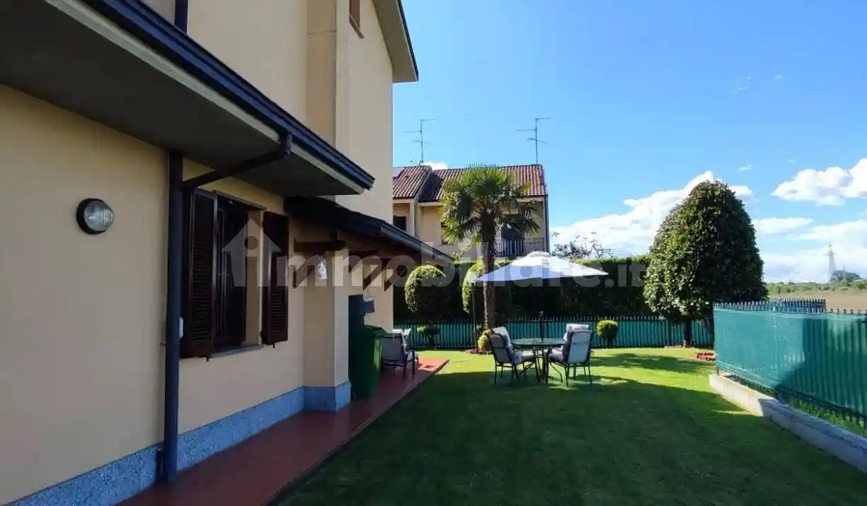 Villetta a schiera - foto 2