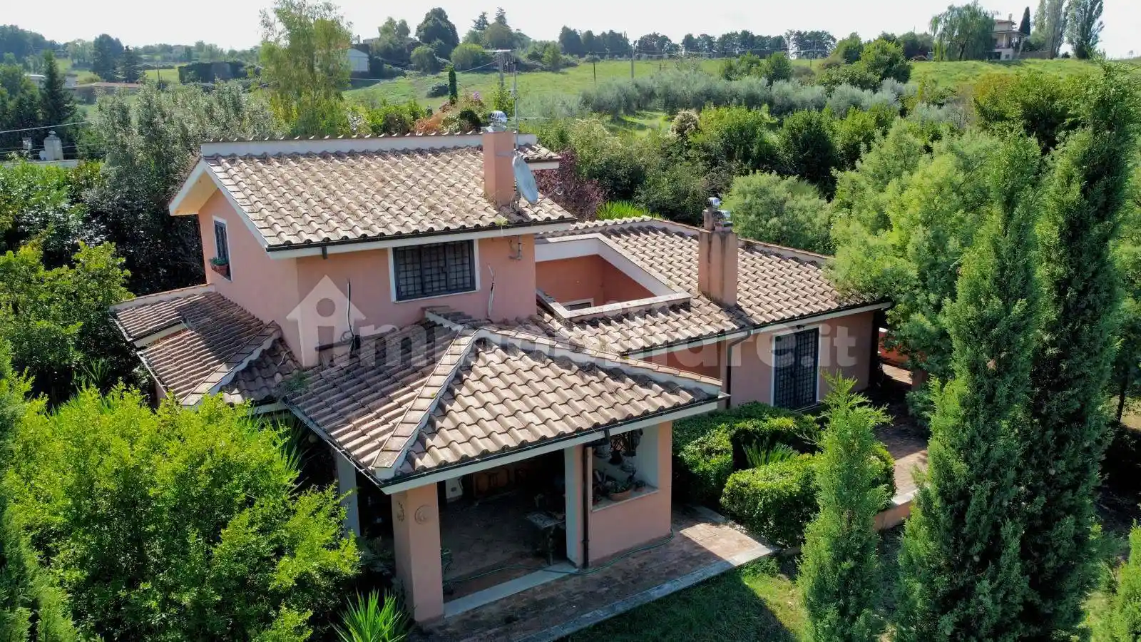 Villa in vendita a Campagnano di Roma