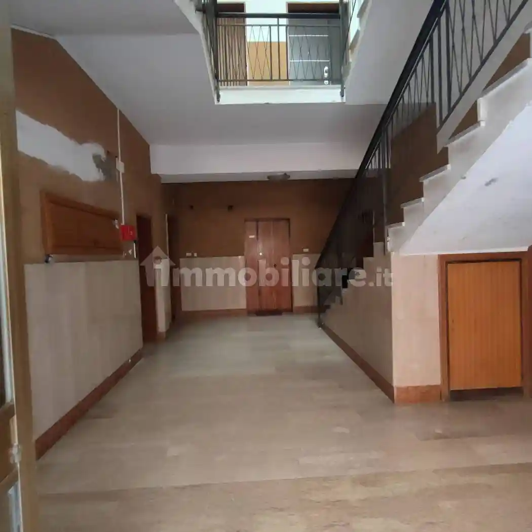 Trilocale via Emilio Cuzzocrea, Centro Storico, Reggio Calabria - foto 4