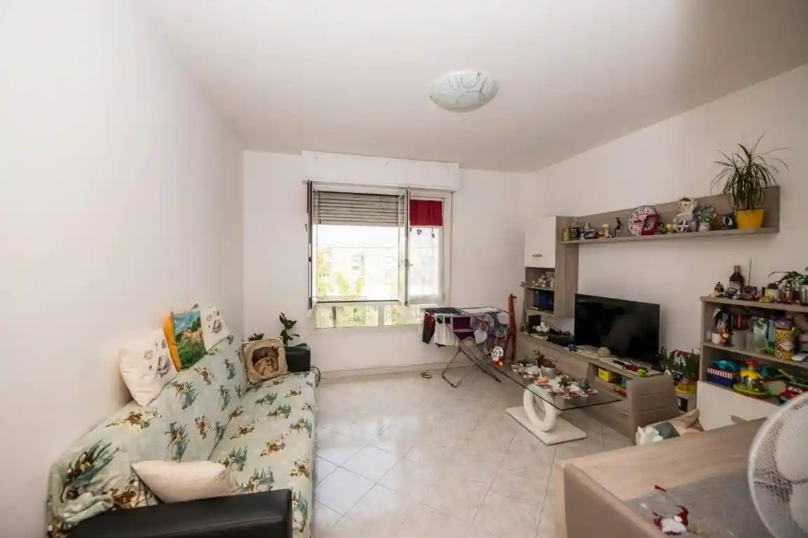 Trilocale via dei Salici 13, Quartiere Olmi, Milano - foto 2