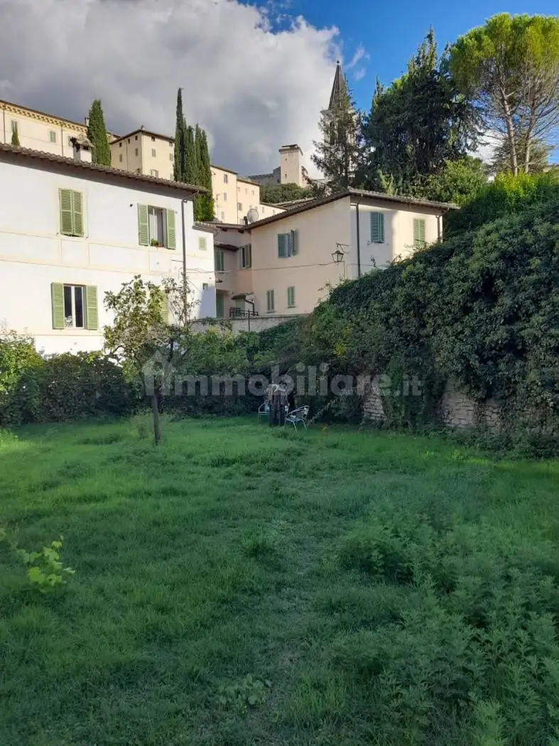 Appartamento in affitto a Spoleto
